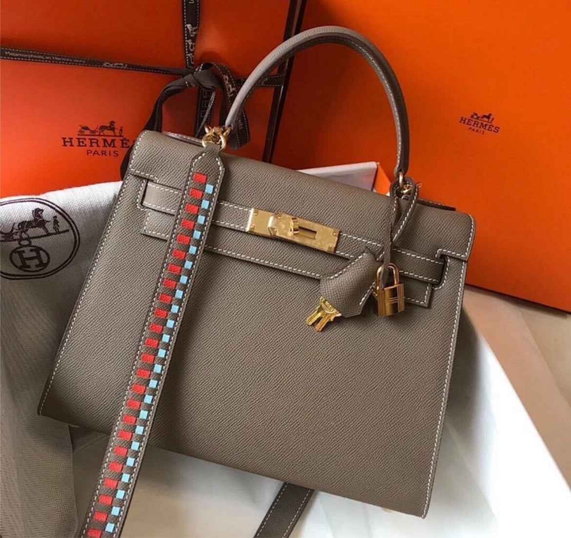 New woman Hermes Handbag